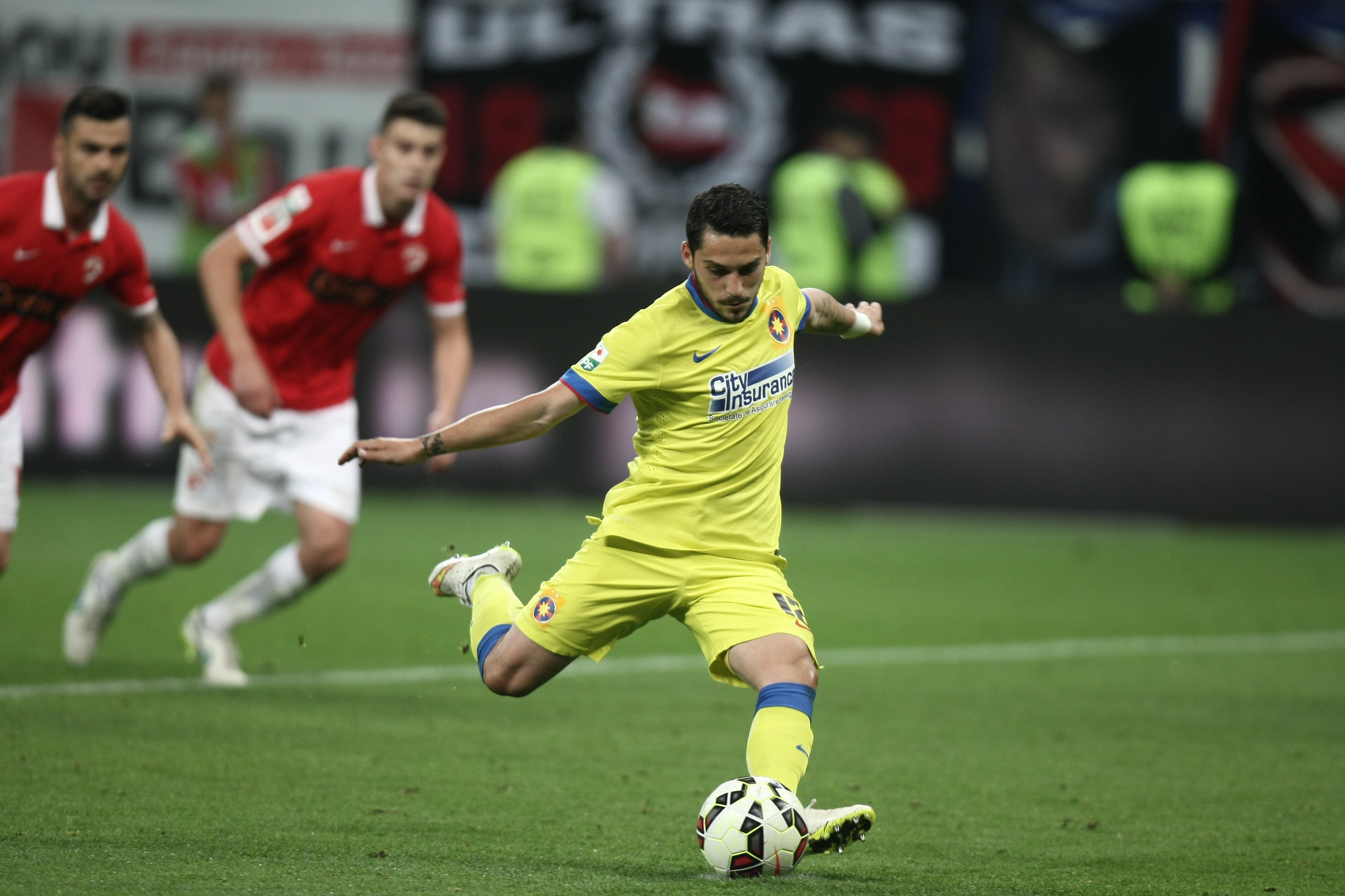 Steaua  - Manchester City 0-5. Liga Campionilor, play-off, prima manșă. Steaua, batjocorită de ”cetățeni” și de dinamoviști! / LIVE BLOG