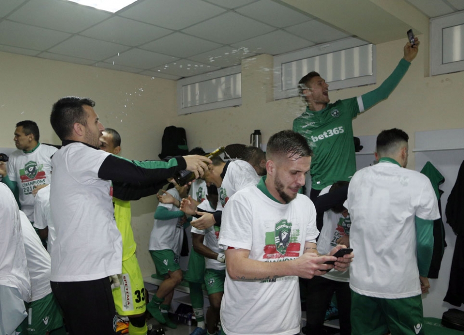 Moţi şi Keşeru au câştigat din nou titlul în Bulgaria cu Ludogoreţ Razgrad / FOTO&VIDEO