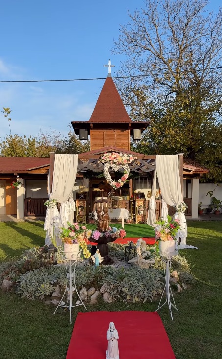Imagini de la nunta lui Iancu Sterp cu Denisa Coțolan. Cât de emoționată a fost mireasa și cine sunt nașii celor doi