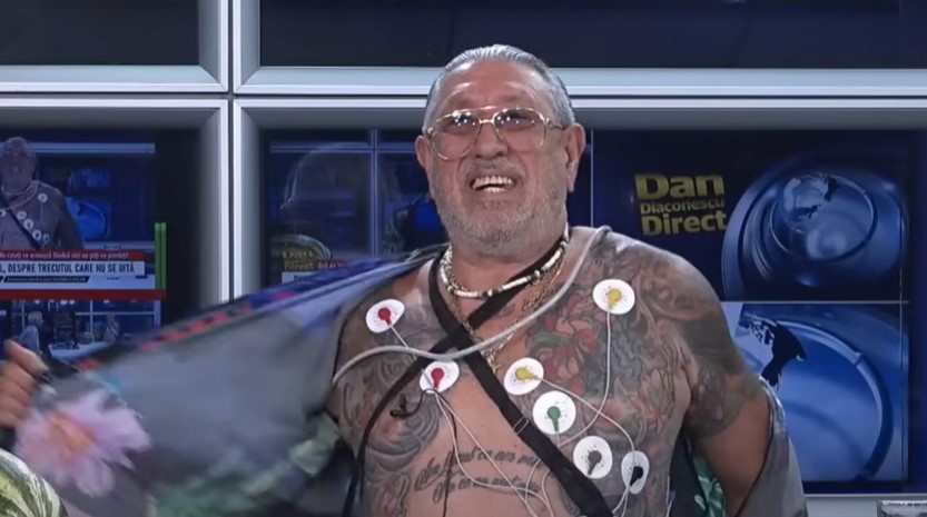 Serghei Mizil s-a dezbrăcat în direct: „Momentul de aur al televiziunii postdecembriste”. Imagini controversate cu concurentul de la Asia Express
