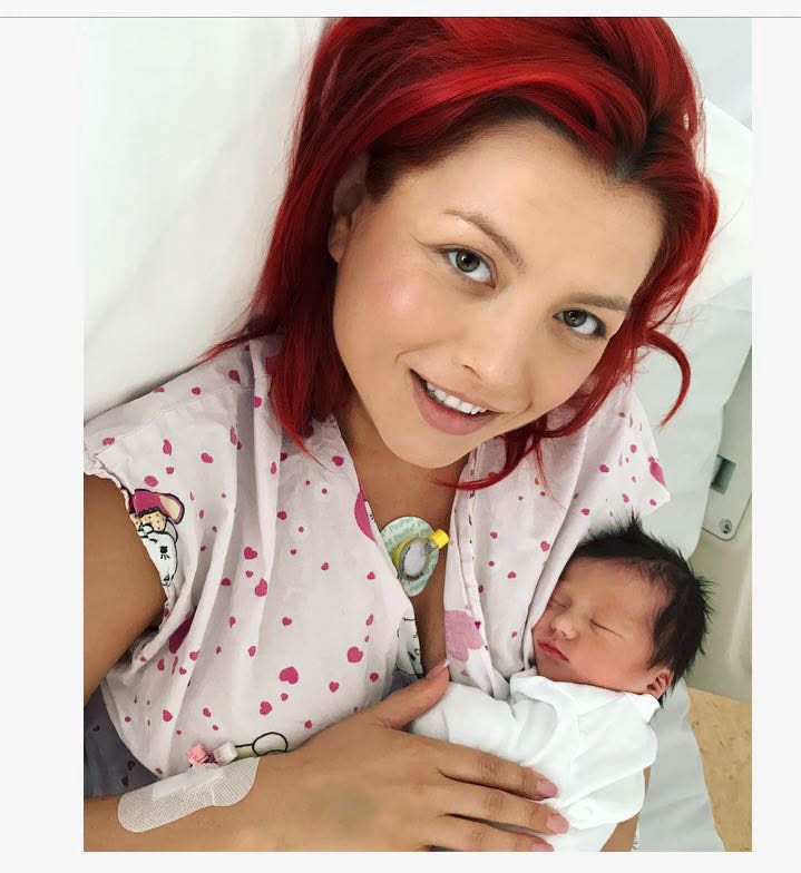 Imagini rare cu fetița Elenei Gheorghe. Amelie Nicole a împlinit 9 ani, iar mama ei i-a transmis un mesaj emoționant