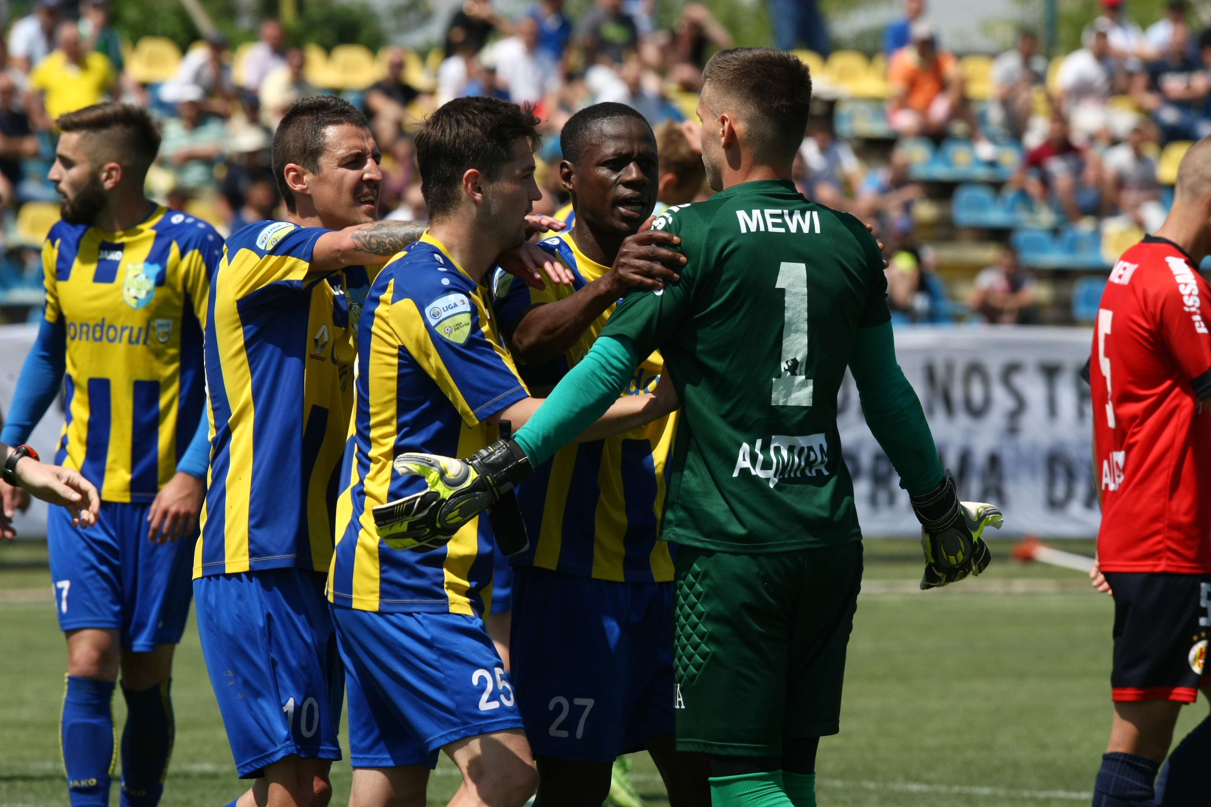 Liga 2 la fotbal, etapa 33. Dunărea Călărași a promovat matematic în Liga 1. Chindia a remizat la Mioveni. Clasament