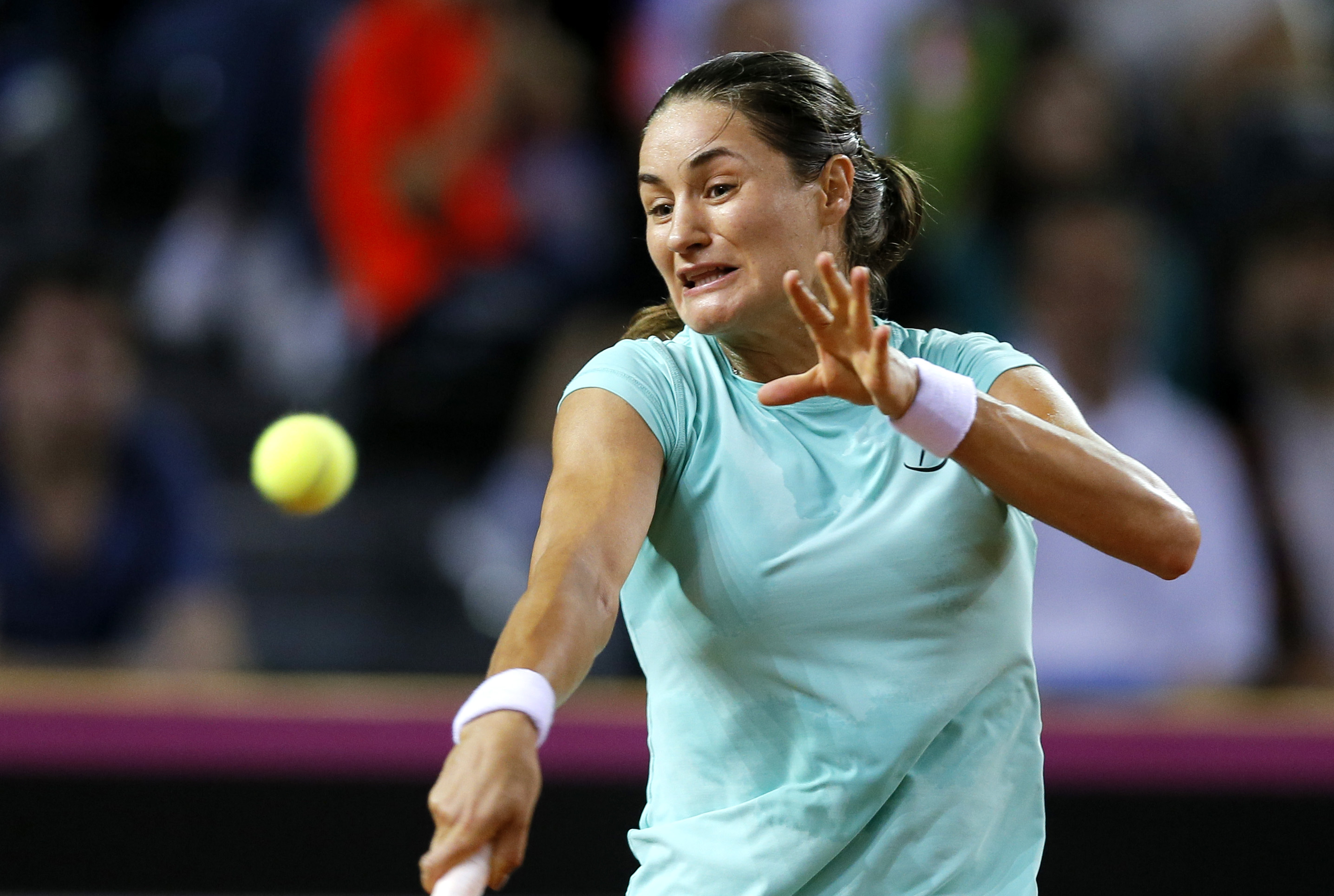 Fed Cup: România - Germania 1-4. Am ieșit dramatic din Grupa Mondială. Monica Niculescu a ratat două mingi de meci, în partida supraviețuirii. Incredibil! Am ratat o minge de meci și la dublu!!!! / LIVE BLOG & GALERIE FOTO