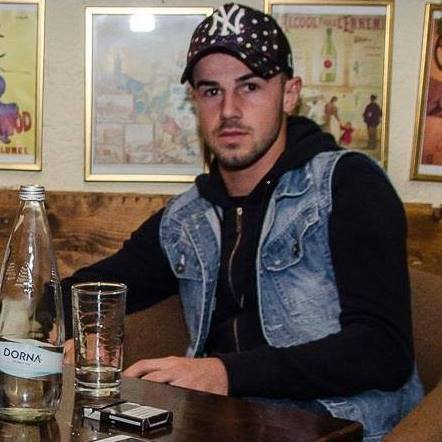 "Puriul" a adus la Dinamo un fundaș din fotbalul mic, pe care a plătit 5.000 de euro. ”Vin din galerie, dar îmi e frică de câini!”