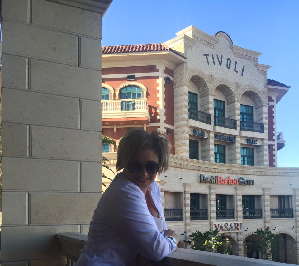 Laurențiu Reghecampf și Anamaria Prodan fac senzație la Las Vegas! Cei doi se dau în stambă cu o limuzină de lux / GALERIE FOTO