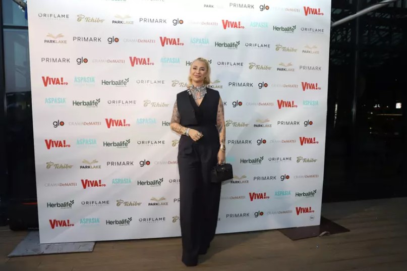 Cum s-au îmbrăcat vedetele la VIVA! Influencers Party 2025. Alina Sorescu a atras toate privirile, iar Anamaria Prodan a fost surpriza serii