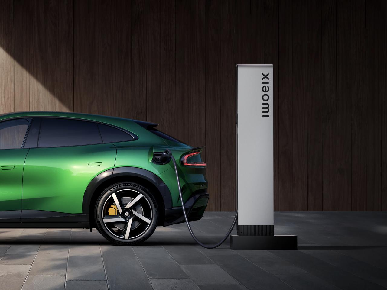 Xiaomi a lansat noul YU7, un SUV electric cu autonomie de 835 km, competitor direct pentru Tesla Model Y