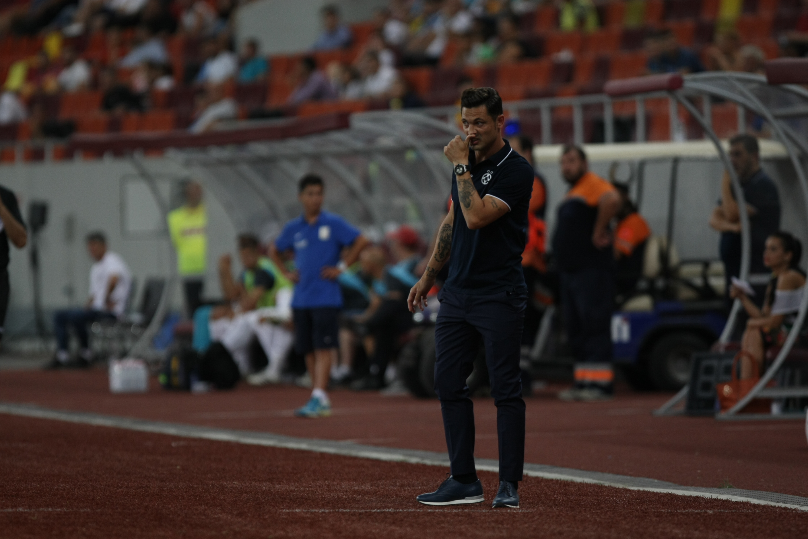LIGA I: Steaua - CFR Cluj 1-1. Transversală Vitor Bruno! A egalat Tudorie! Roș-albaștrii au avut și ei o bară, în start, apoi a marcat Tiago. Echipa lui Rădoi se chinuie, Partizan Belgrad se distrează în Serbia! Patronul a făcut baie de mulțime/ GALERIE FOTO