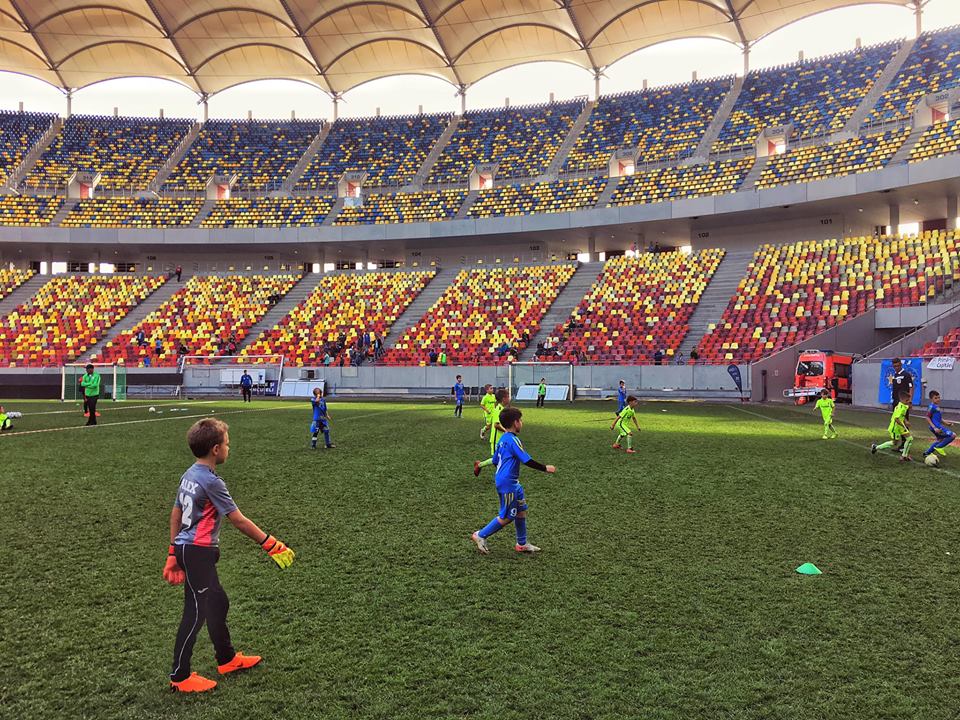 Cum arată gazonul de pe ”Arena Națională”, după ce 3.500 de copii au jucat fotbal la Cupa Centenarului / GALERIE FOTO