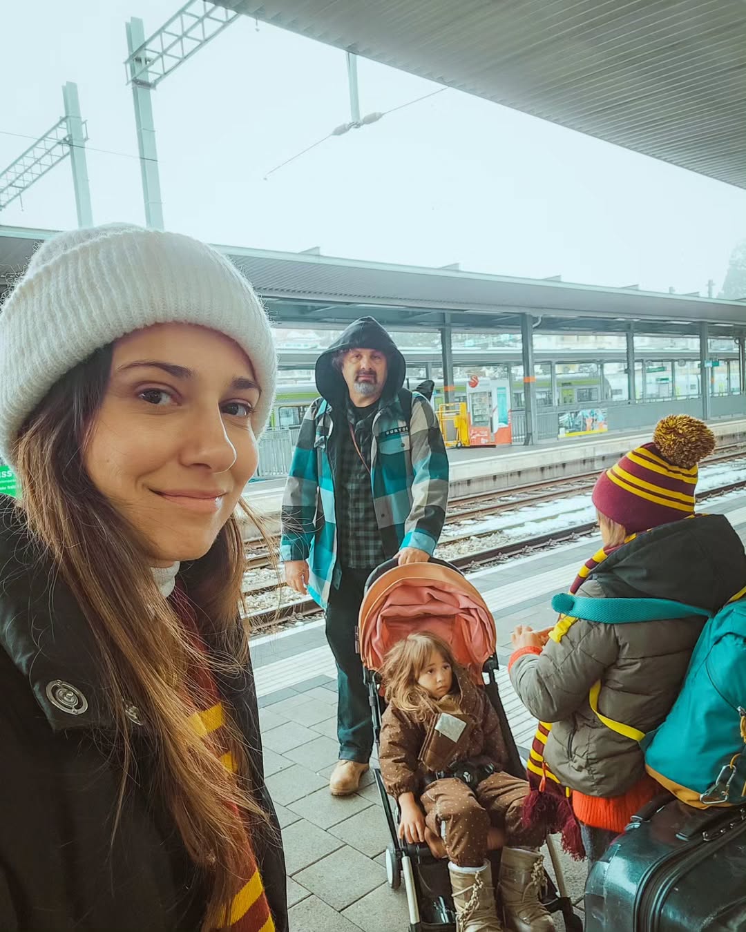 Dana Rogoz, vacanță de neuitat. Cum arată hotelul din Copenhaga în care s-a cazat cu familia: „Seamănă cu o cușetă de tren”