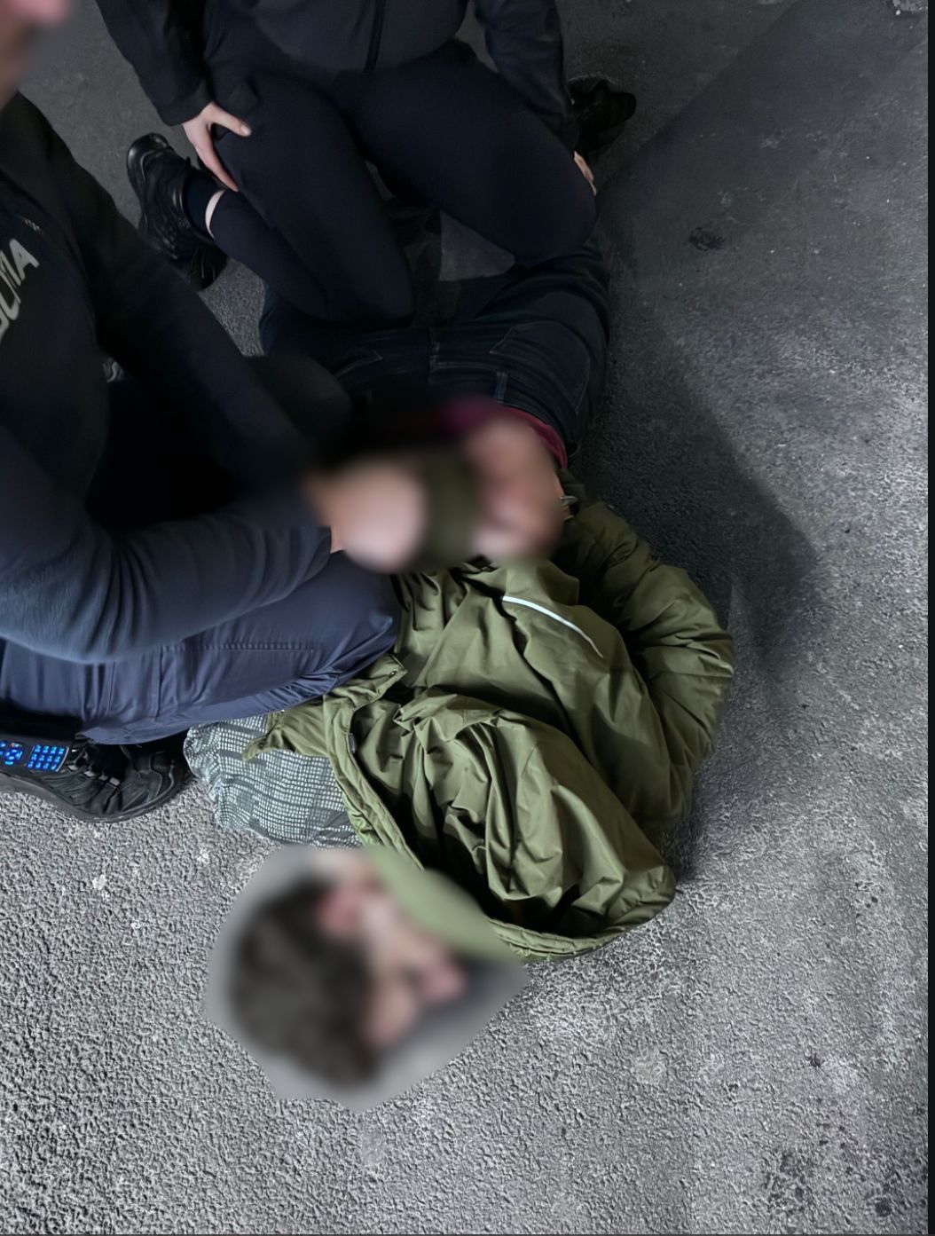 Un cetățean din Grecia a făcut scandal și a spart un geam într-o sucursală BCR din București. A fost încătușat după puțin timp