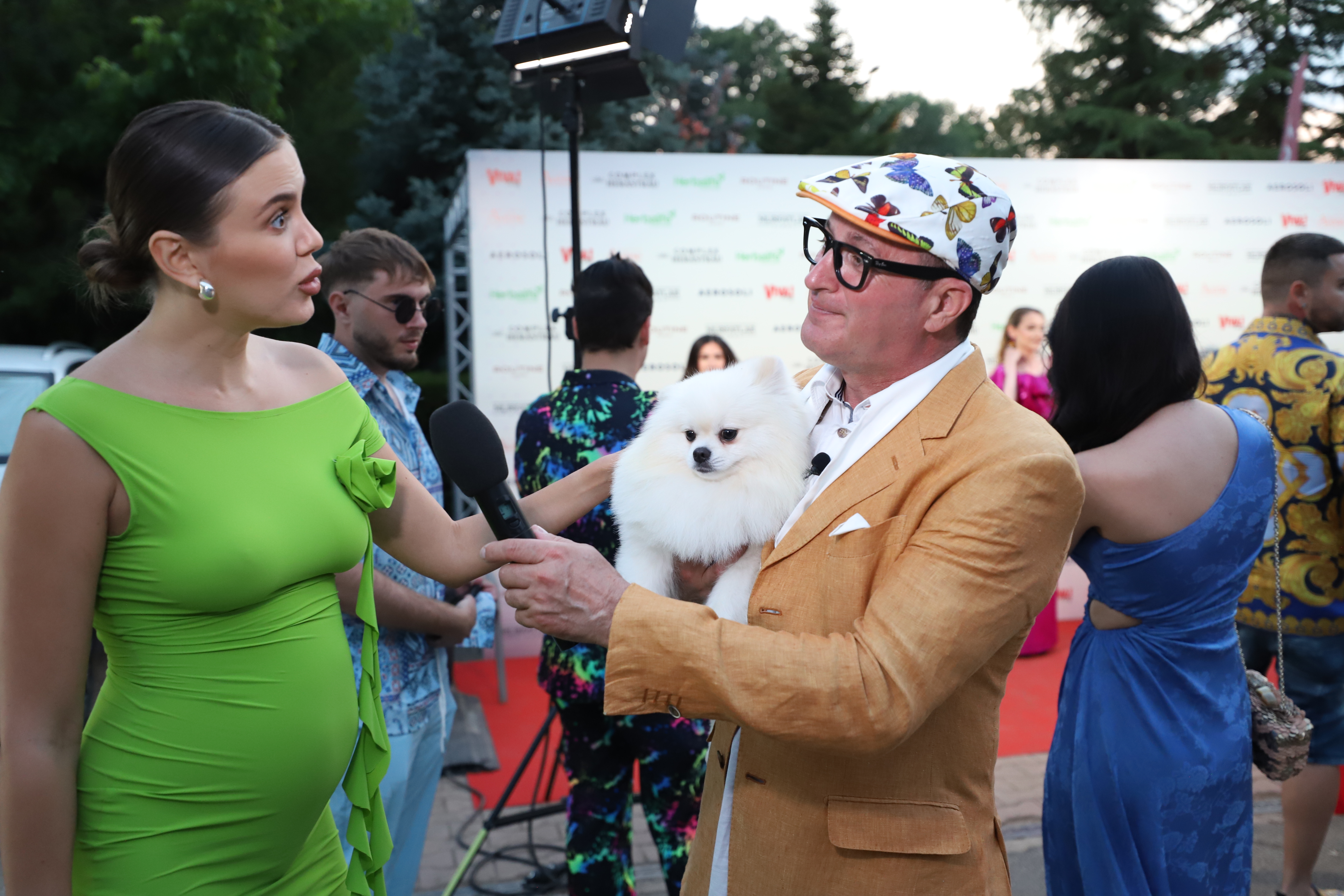 Vedetele însărcinate care și-au afișat mândre burtica la VIVA! Party 2025. Roxana Nemeș și Emily Burghelea au purtat rochii mulate
