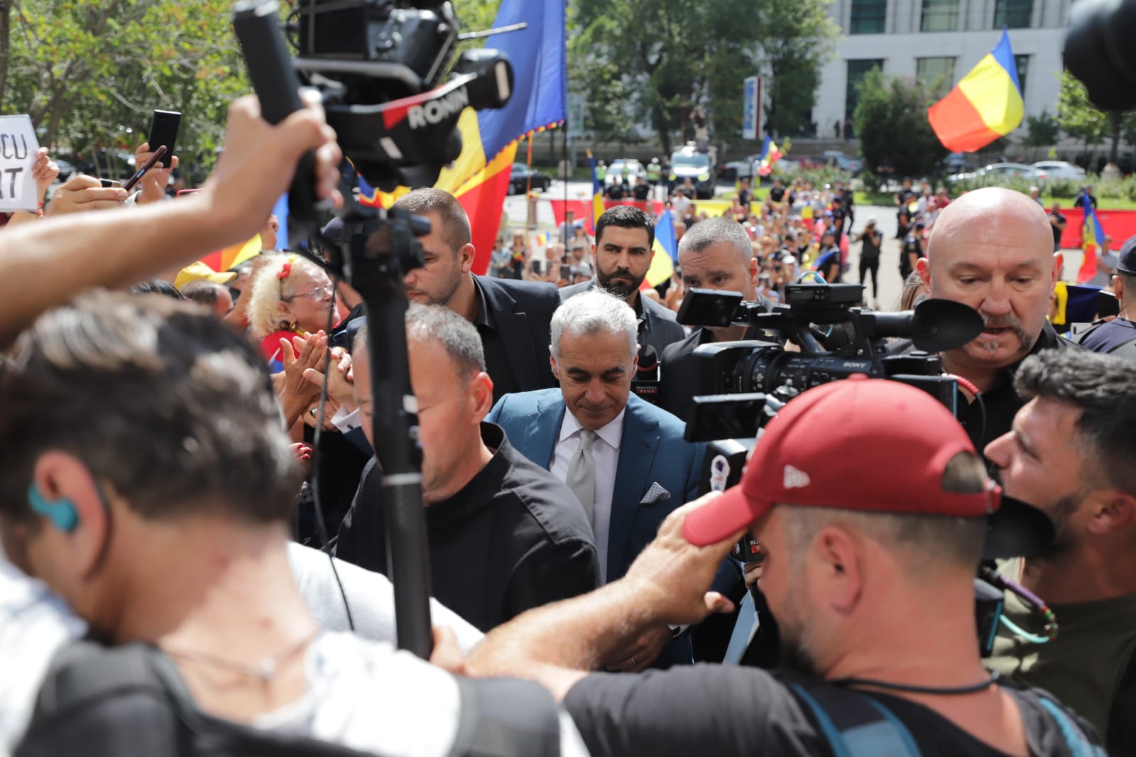 Călin Georgescu, la Tribunalul București pentru ridicarea controlului judiciar. Despre Charlie Kirk, asasinat în SUA: „Tineretul nu mai dorește să tacă prin frică”