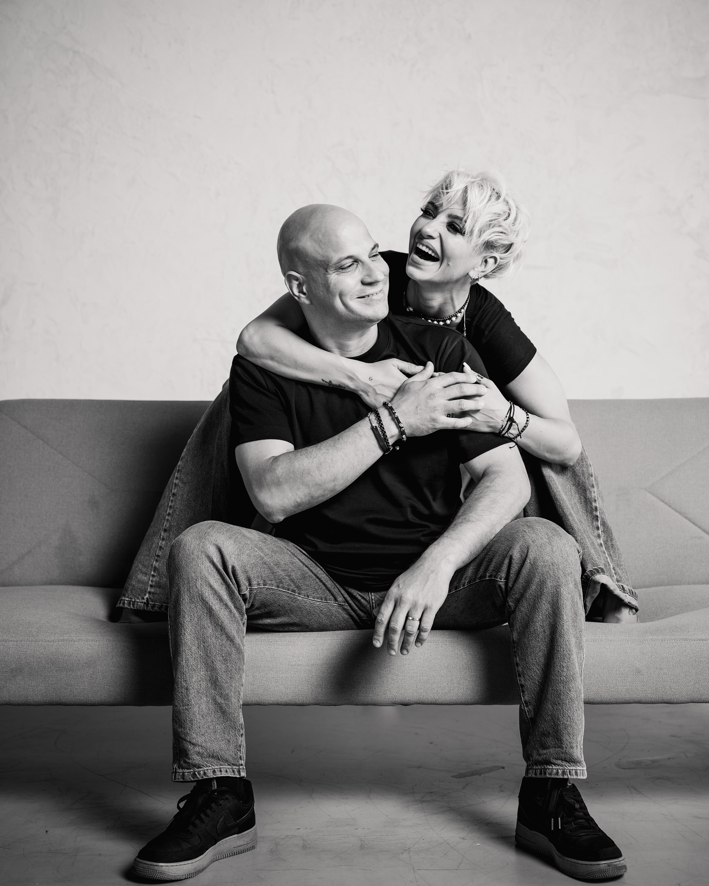 Giulia Anghelescu și Vlad Huidu sărbătoresc 18 ani de iubire: „O familie, doi copii minunați și un haos frumos”