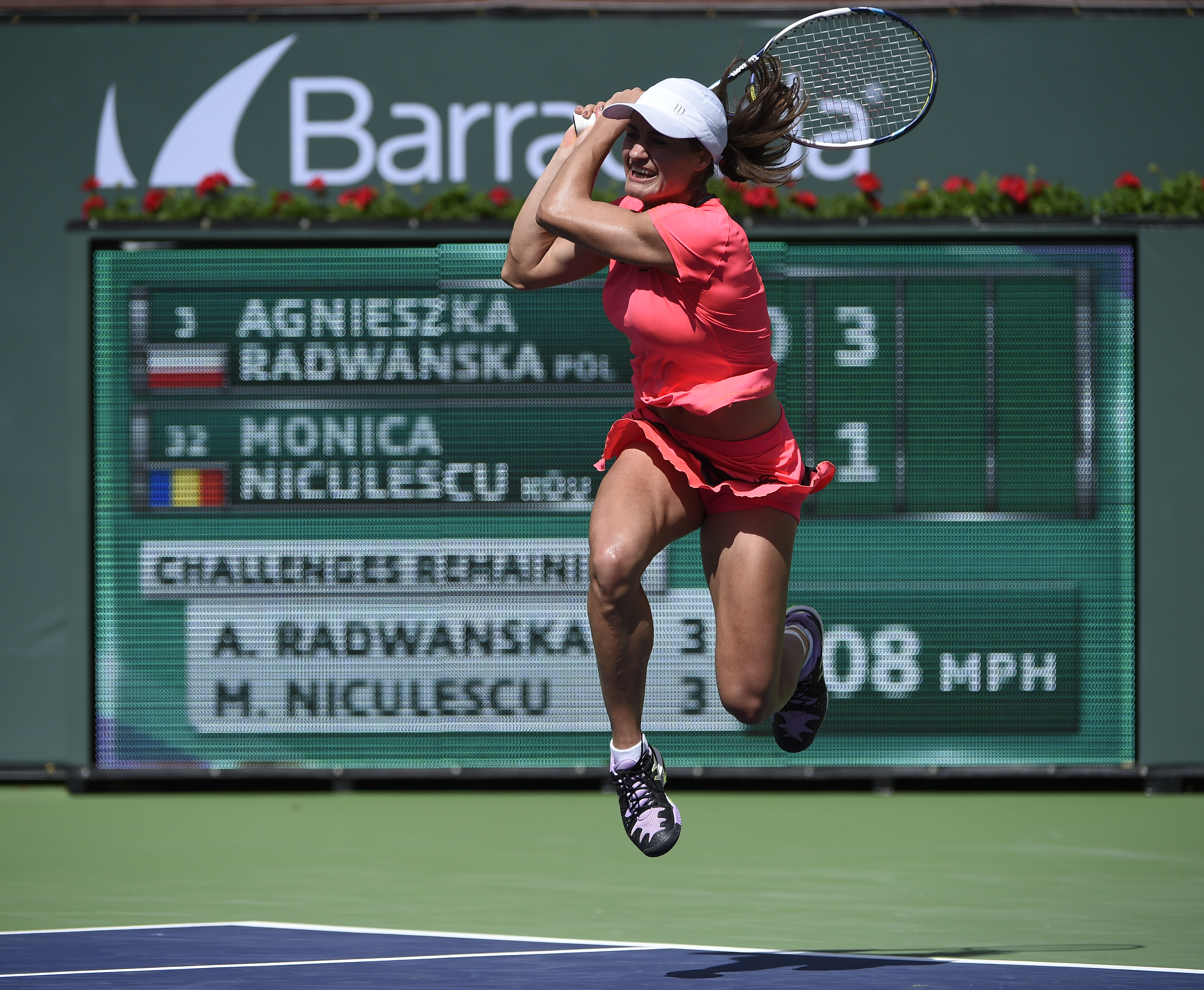 Simona Halep, în ”sferturi” la Miami. Se va duela marți cu o sportivă pe care a bătut-o deja de două ori. Monica Niculescu și Irina Begu - eliminate, dar mai bogate! Și Serena și-a făcut bagajele / LIVE BLOG