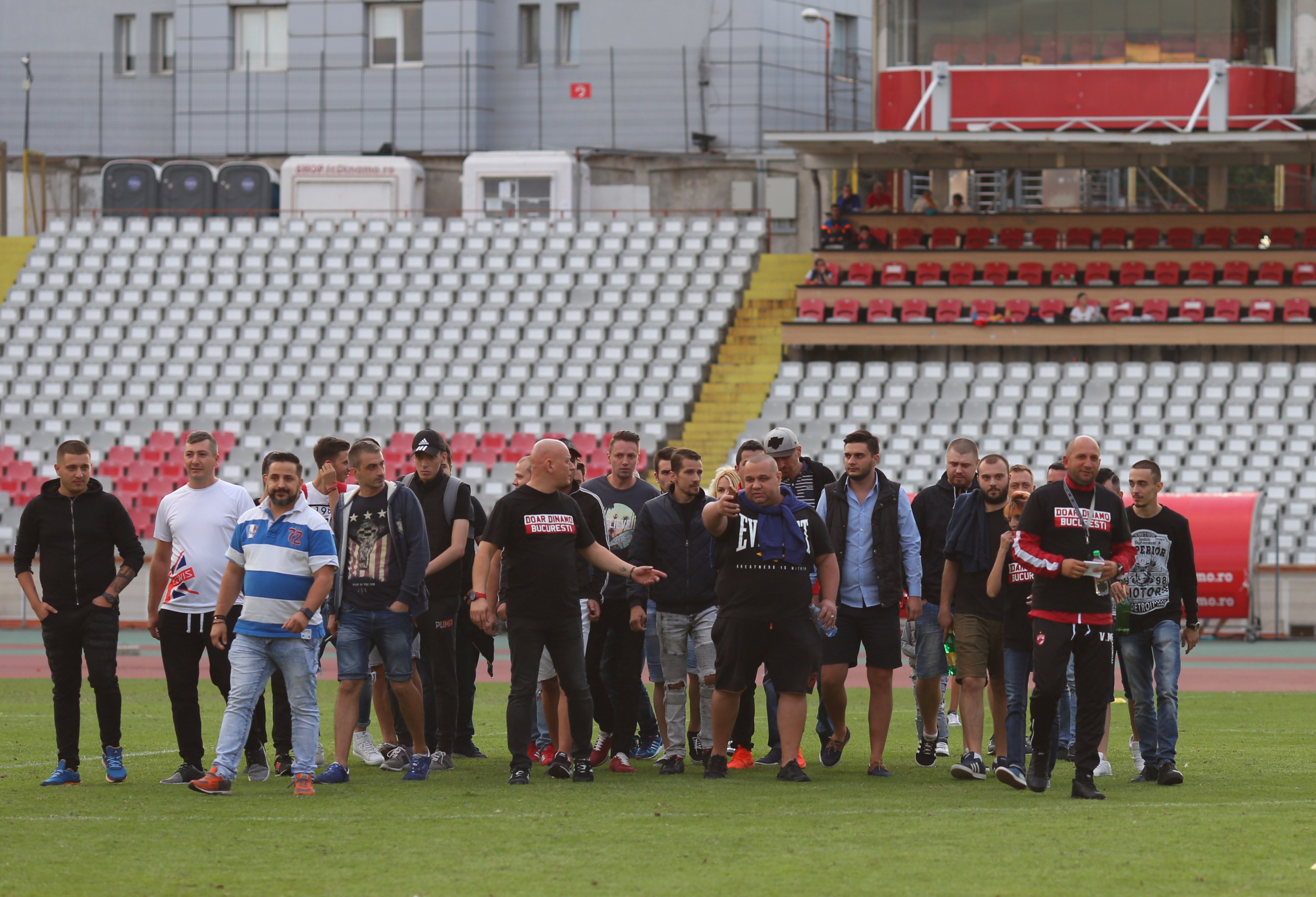 Liga I, etapa a 12-a: FCSB - Dinamo 1-0. Super-Derby de România. Fotbal de calitate și fani la înălțime / LIVE TEXT FOTO & VIDEO