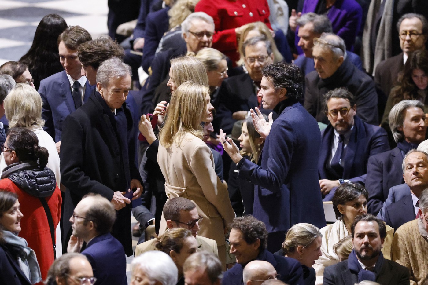 Redeschiderea Catedralei Notre-Dame din Paris. Emmanuel Macron: „Clopotele bat din nou”