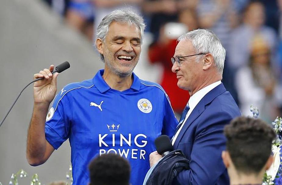 Ce party pe ”King Power Stadium”! Leicester a dat o petrecere pe cinste, la meciul cu Everton. Imagini de colecție / GALERIE FOTO & VIDEO