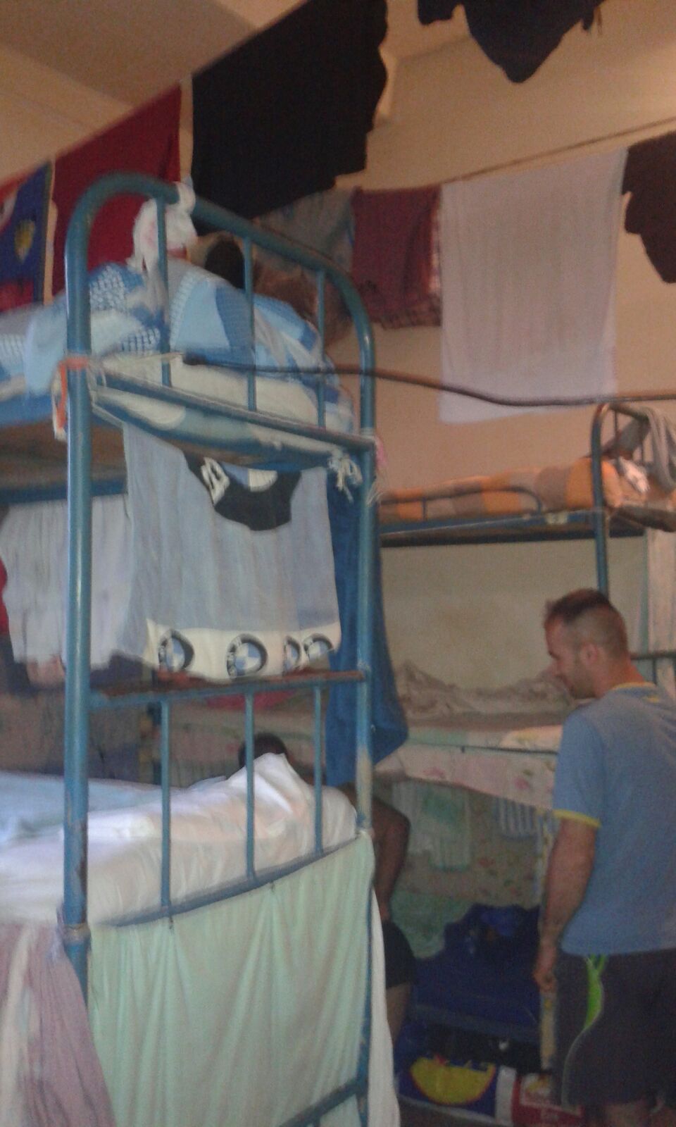 FOTOGRAFII DE COLECȚIE | Condițiile din pușcării care au dus la eliberarea a mii de deținuți