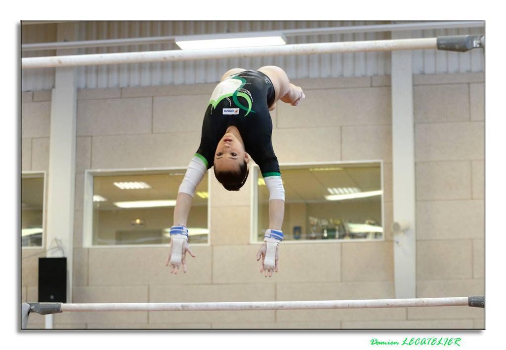 Gimnasta Larisa Iordache a fost fotografiată în ipostaze neobișnuite / FOTO