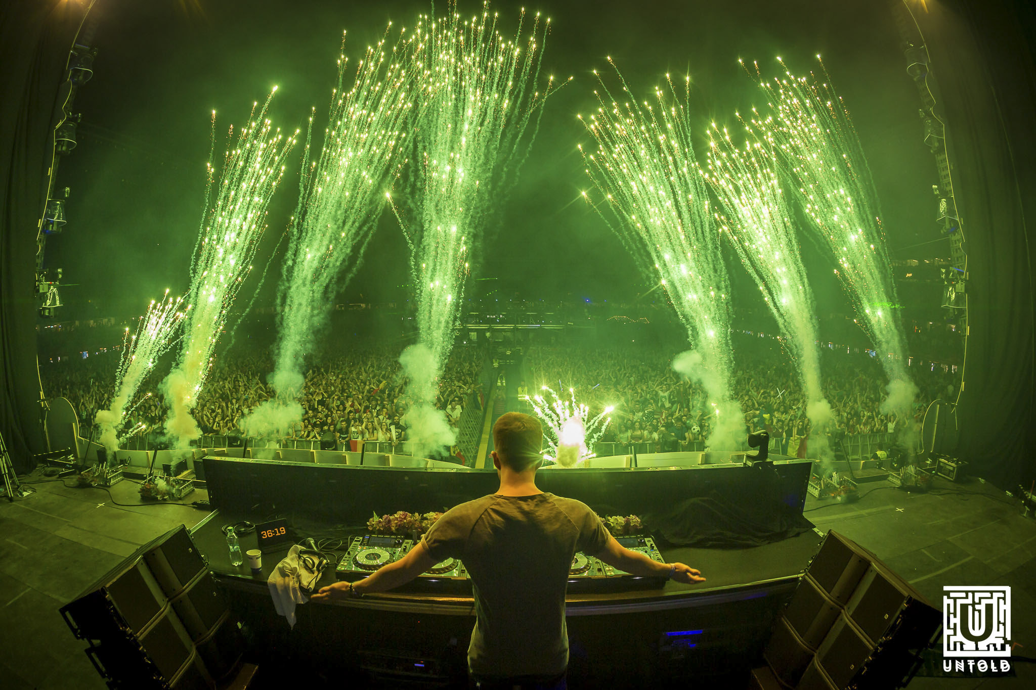 Untold 2016 | Veteranii de la Scooter și «tricolorul» Hardwell au «rupt» scena în a doua zi de festival