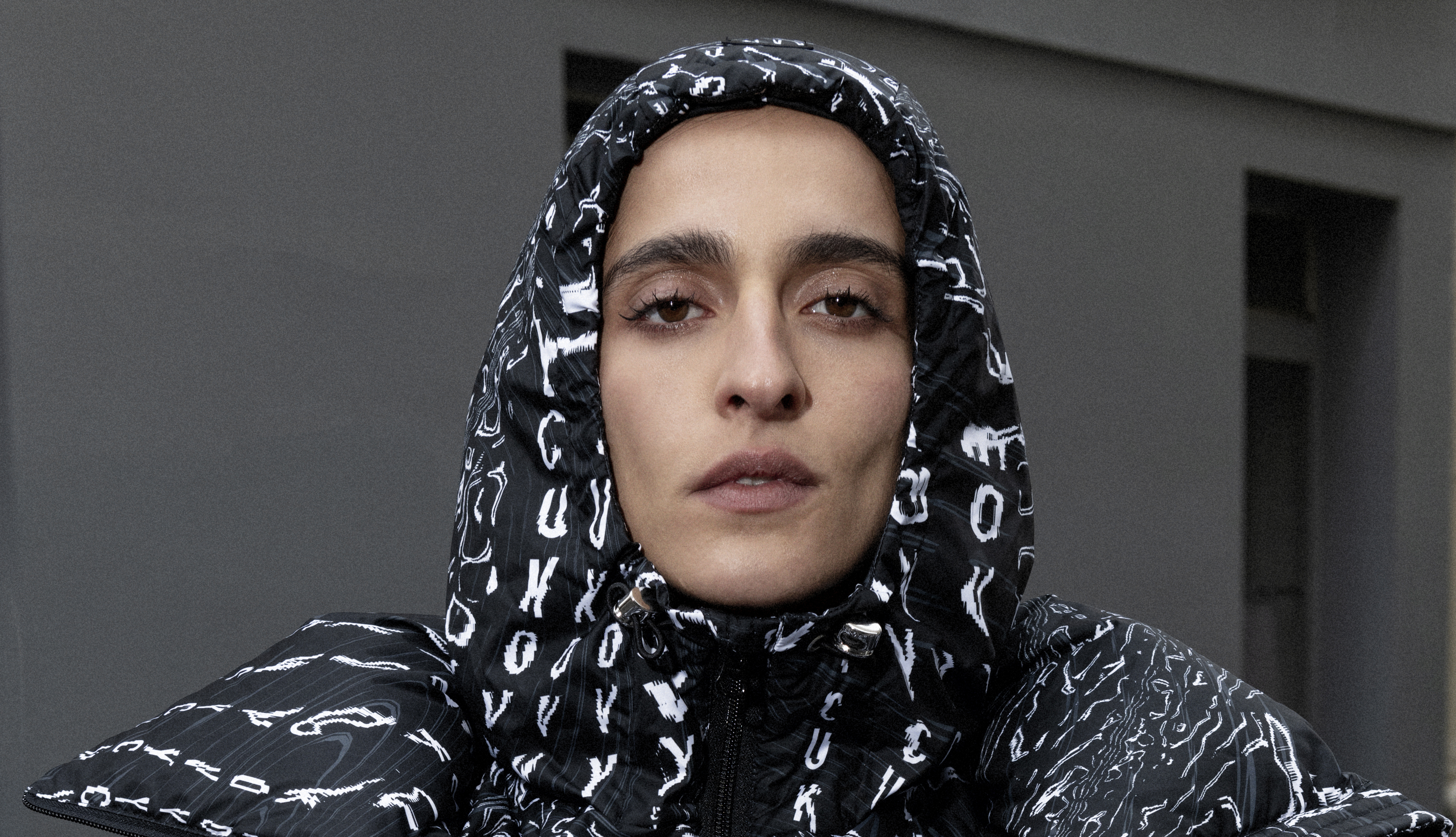 Nemzetközi alkotócsapat készítette a Cukovy párizsi kampányát Fotó: Roberta Krasnig, Styling: Lorenzo Posocco