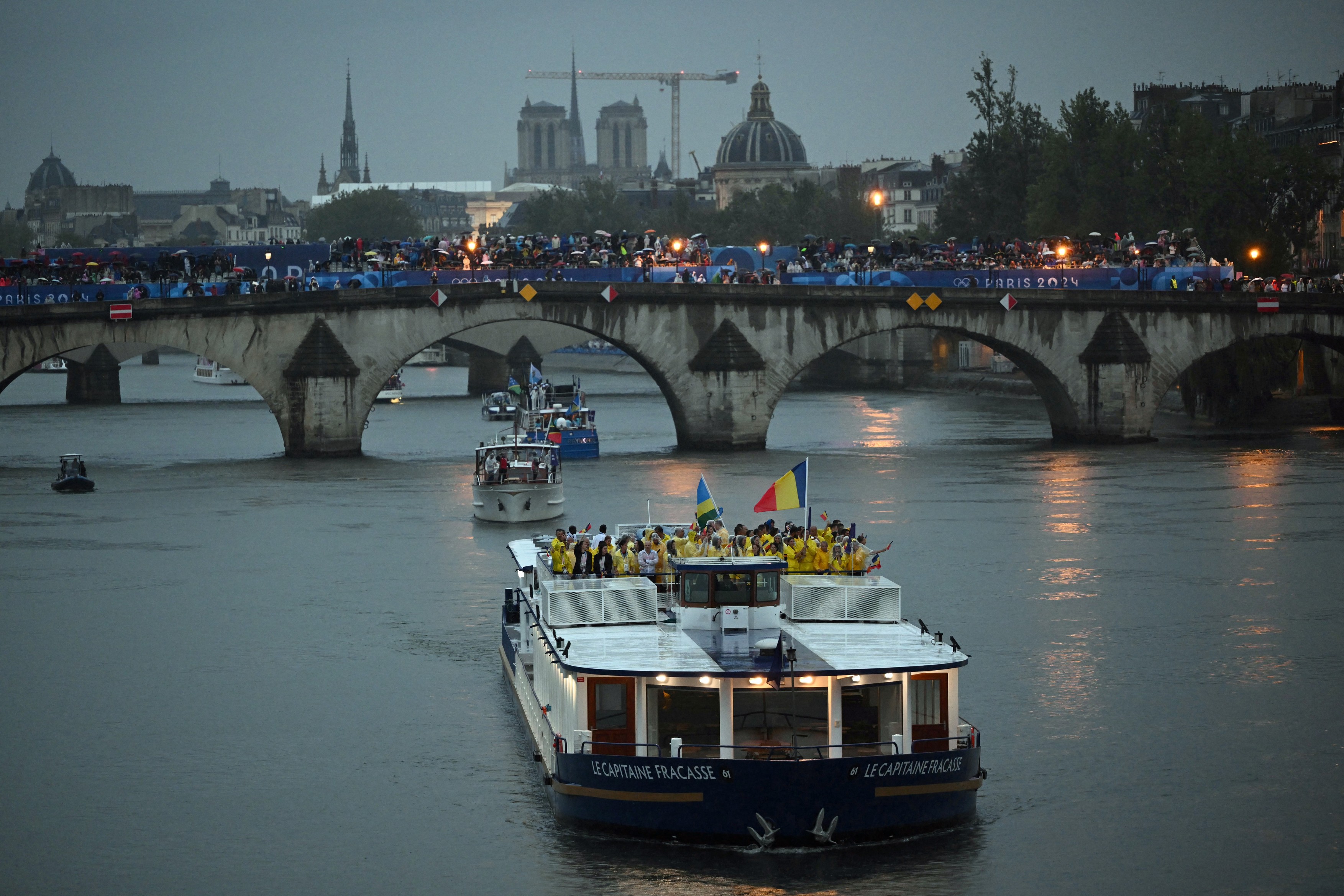 Nadia Comăneci, prima reacție după participarea surpriză la deschiderea JO 2024 de la Paris, unde a purtat torța olimpică