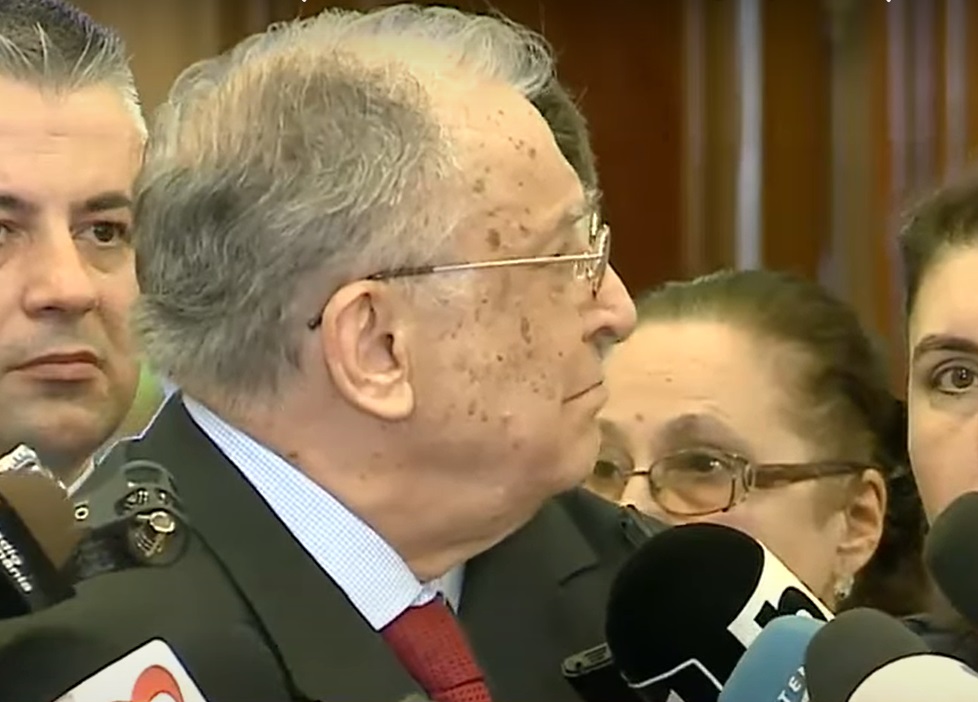 Imagini de la ultimele apariții ale lui Ion Iliescu. Cum arăta în 2022, când s-a întâlnit cu Ionuț Vulpescu, ultimul lui consilier prezidențial