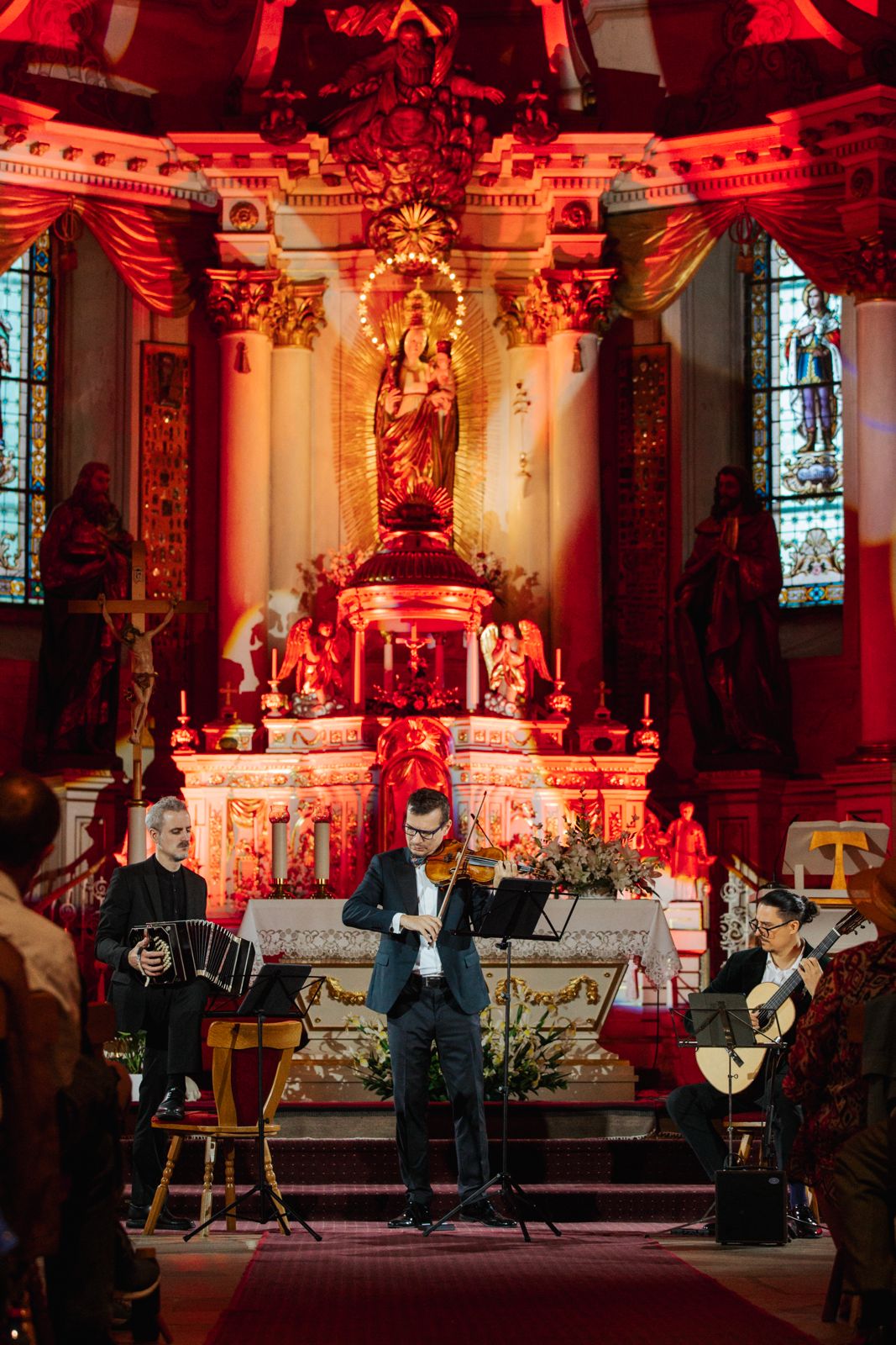 REPORTAJ Turneul Stradivarius 2026. Cum se văd minciuna și trădarea, fake-ul și respectul la Siret Suceava, la Bălcescu-Bacău și Șumuleu Ciuc