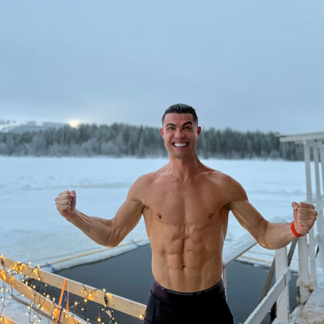 Cristiano Ronaldo, de la copilul sărac din Madeira la o avere colosală. Câți bani are în cont și ce salariu încasează