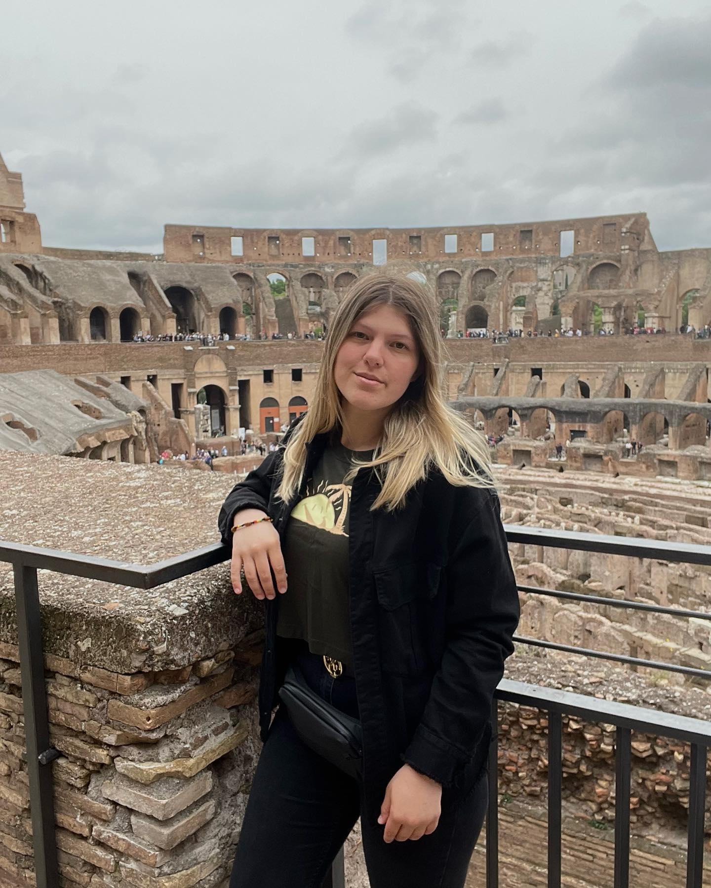 Cine este Corina Buzățoiu, sportiva care a izbucnit în lacrimi după ce era să se răstoarne cu sania, la Jocurile Olimpice de iarnă 2026