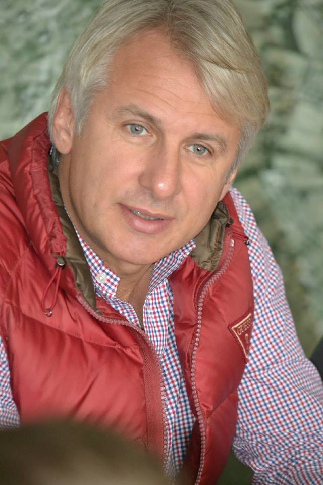 Atunci și acum: Eugen Teodorovici, ministrul care se ocupă de finanțele țării, dar are cinci credite la bănci, de aproape 800.000 de euro