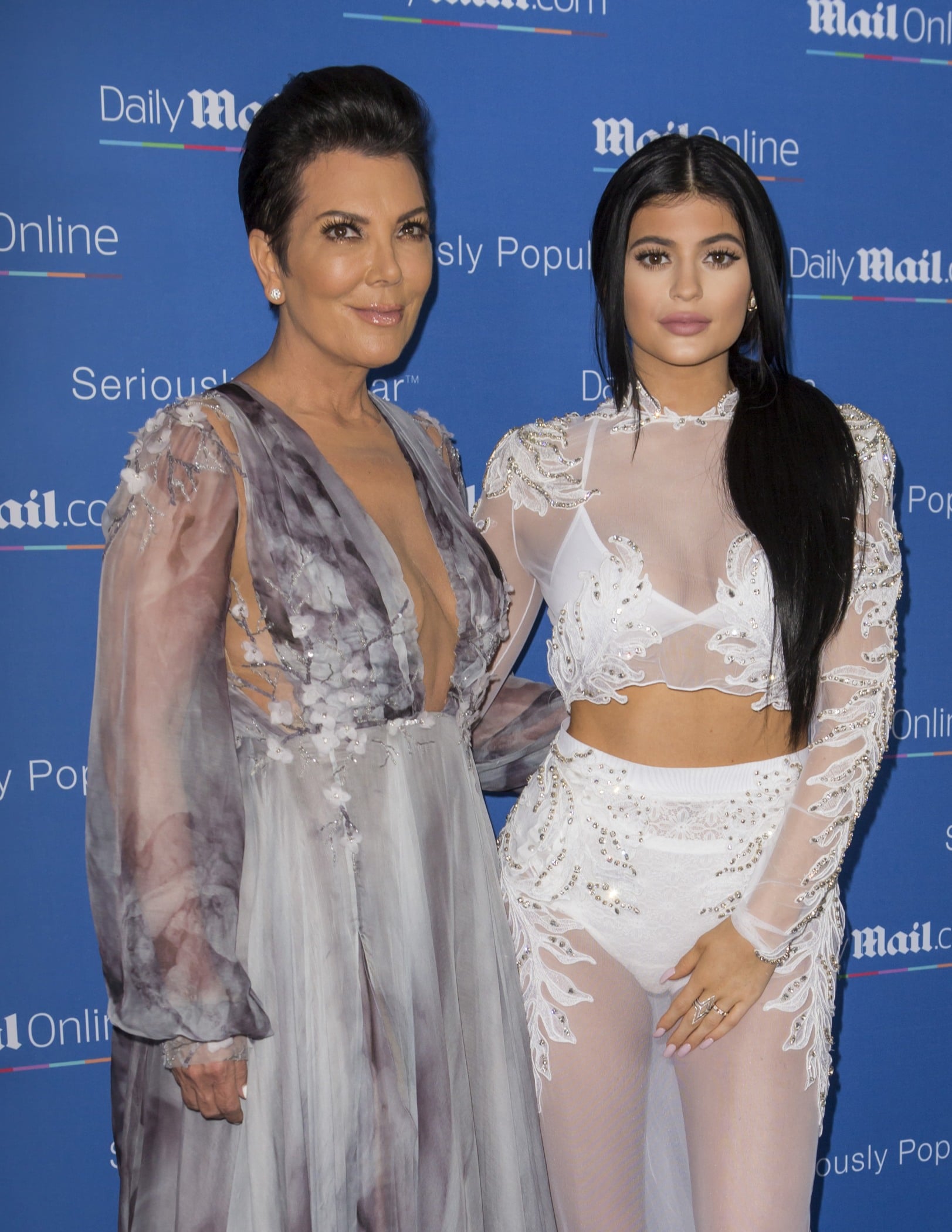 Kris Jenner, prima reacție după ce s-a spus că nu e nemulțumită de liftingul facial de 100.000 de dolari. Mama surorilor Kardashian are 70 de ani
