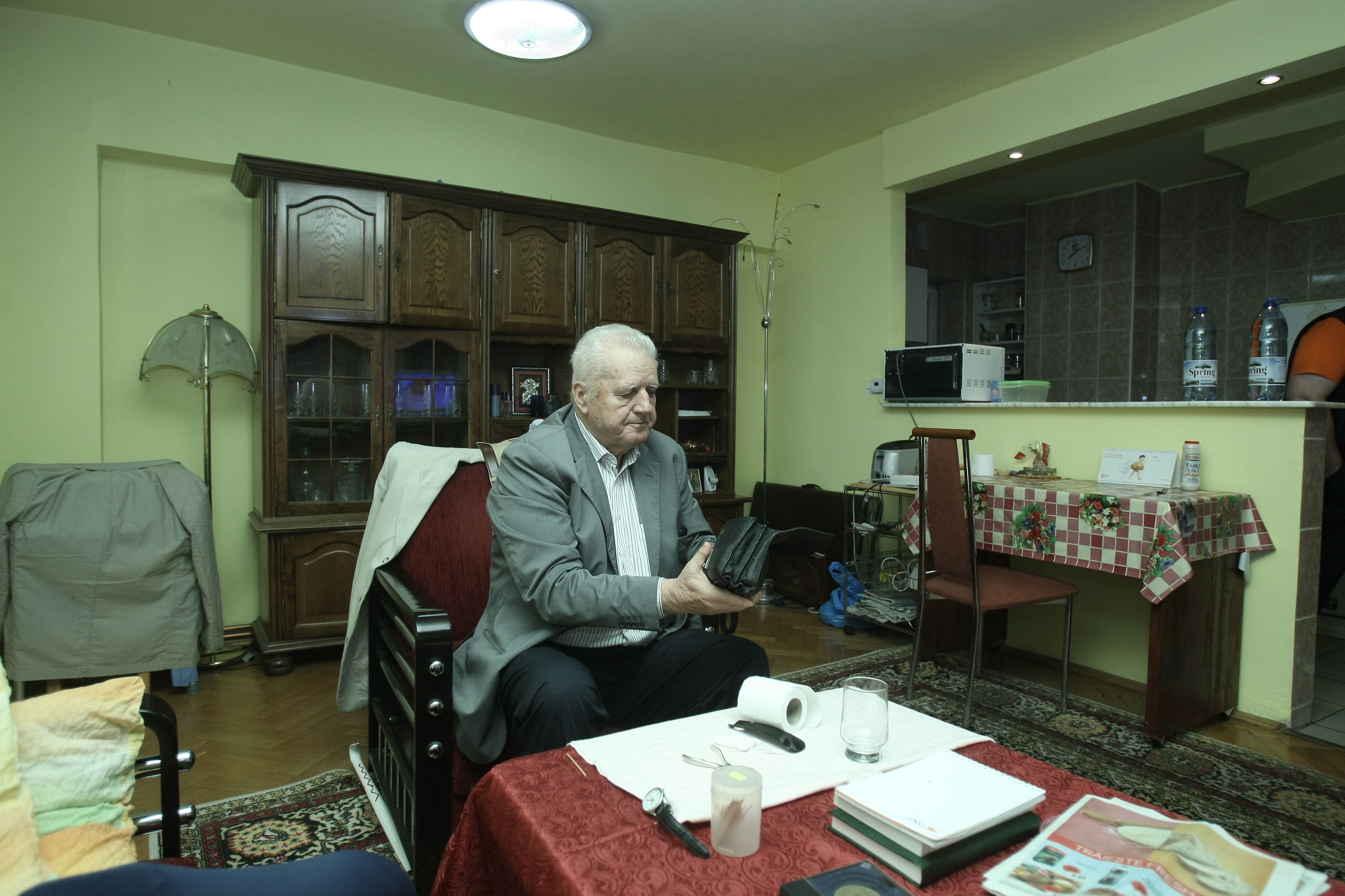 EXCLUSIV! Știați că Pădureanu a fost însurat? Vorbește în premieră despre divorț! A înșelat-o nea Jean pe Tanti Pușa? GALERIE FOTO