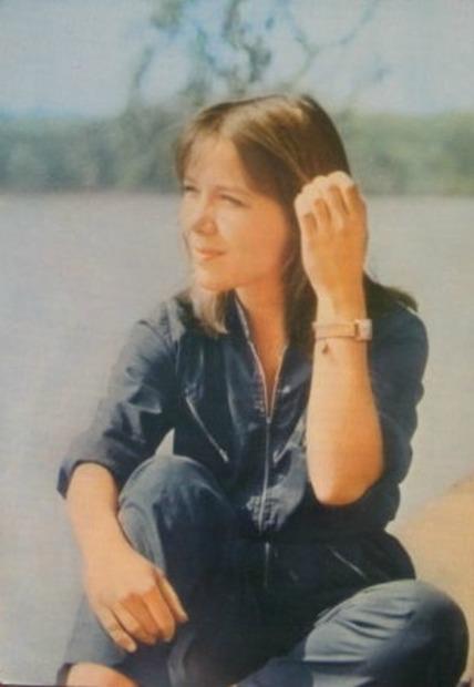 EXCLUSIV | Surpriză în familia actriței Mariana Buruiană. Ea a luat calea credinței, dar nepotul intră în lumina reflectoarelor!