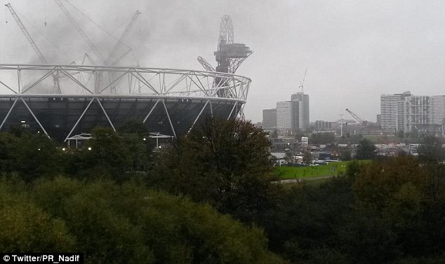 GALERIE FOTO / Incendiu pe stadionul Olimpic din Londra. Ce pagube s-au înregistrat  