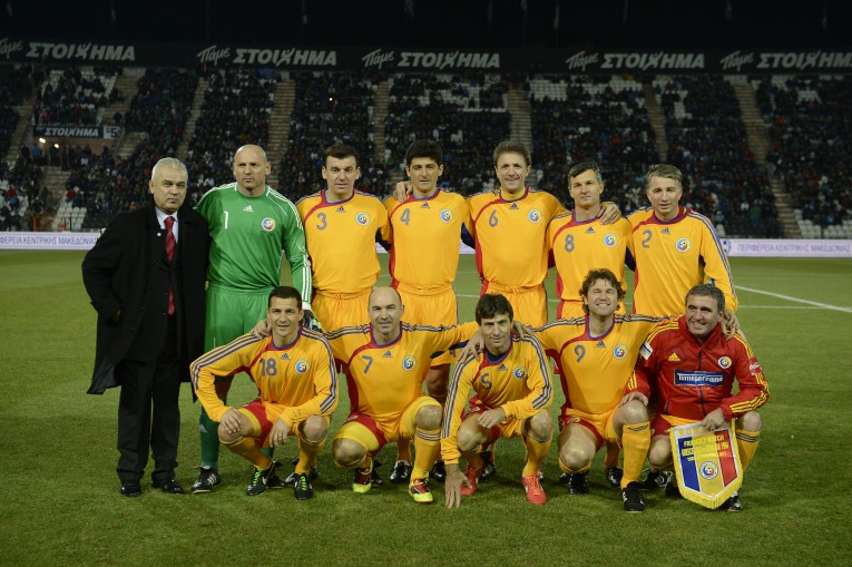 Florin Răducioiu, copilul răsfățat și atacantul zvârlugă, împlinește azi 46 de ani! La mulți ani, Mare Blond! Scrisoarea unui fan către cel mai prolific atacant al României la Cupa Mondială