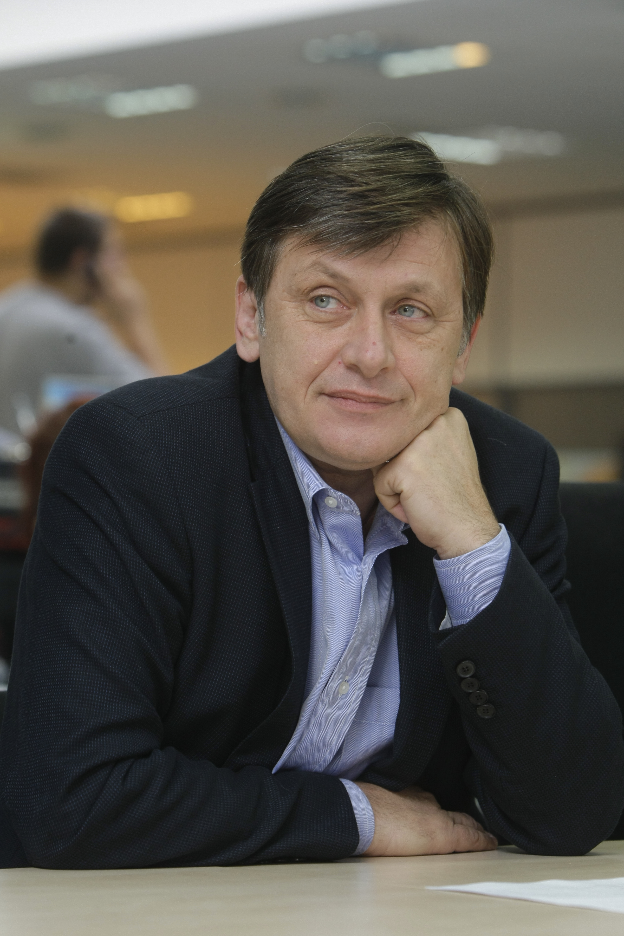 Atunci și Acum: Crin Antonescu, profesorul de istorie care a adus pe scena politică proiectul eșuat USL