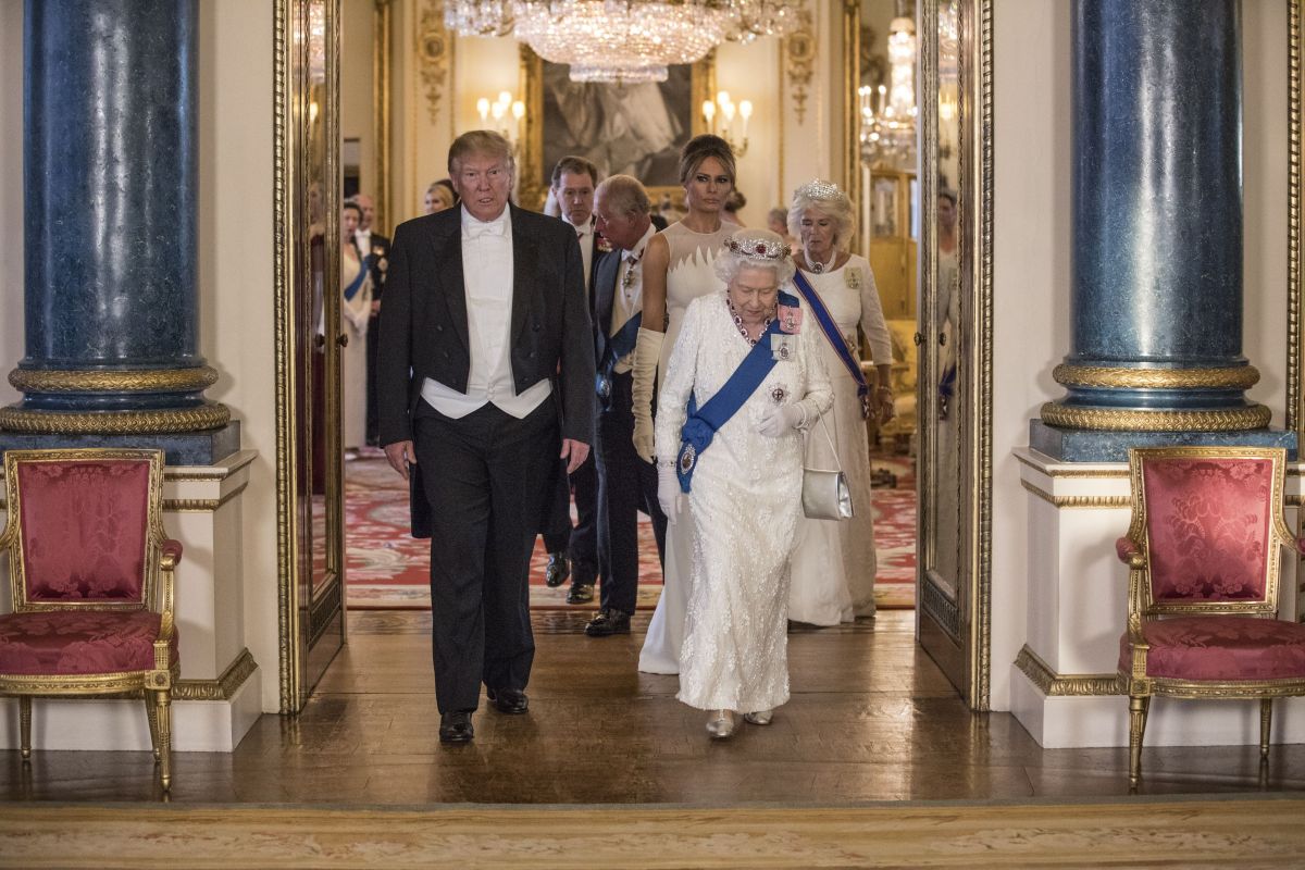 GALERIE FOTO | Mesajul reginei Elisabeta la banchetul organizat în cinstea lui Donald Trump: ”Valorile şi interesele noastre comune vor continua să ne unească”