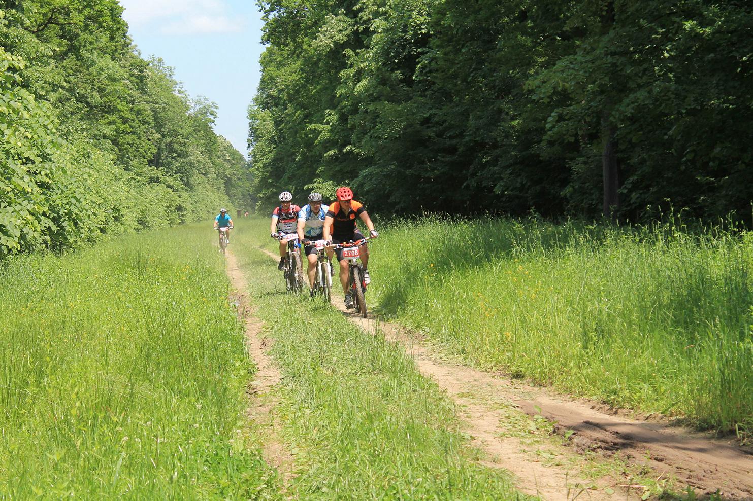 ”La Broaște 2015”, cursa de ciclism pentru amatori cu unul dintre cele mai frumoase trasee de MTB pe care ați pedalat vreodată