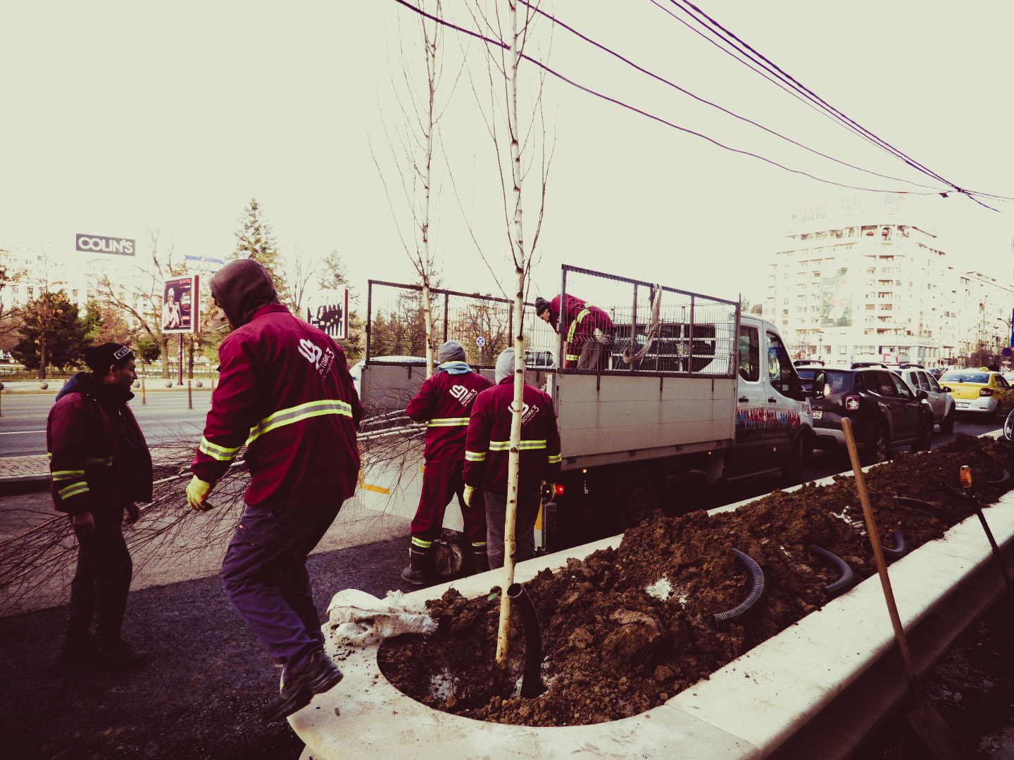 Primăria Sectorului 3, amendată de Primăria Capitalei pentru lucrările din Piața Unirii. Trebuie să readucă zona la „starea inițială”