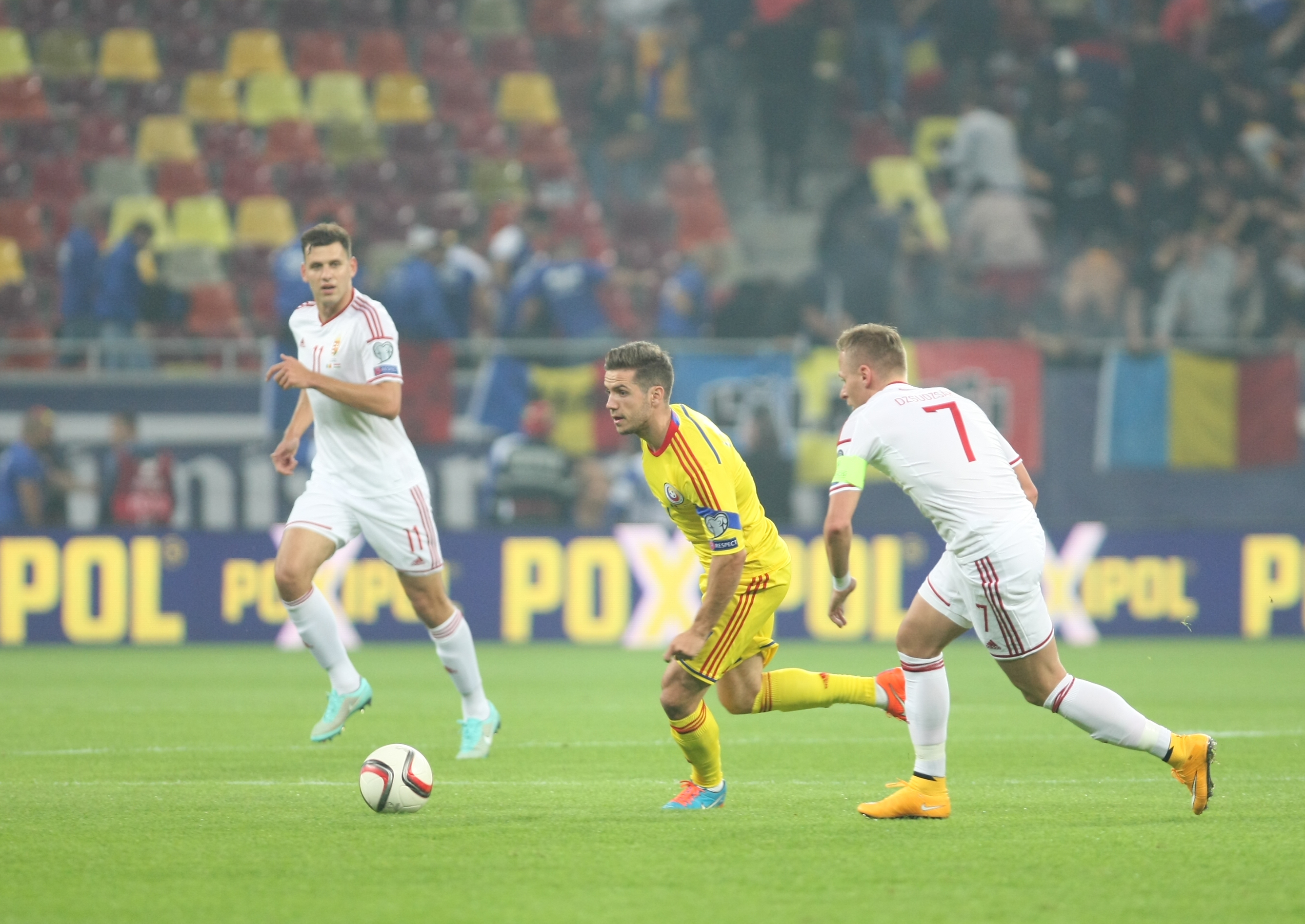 LIVE BLOG / FOTO&VIDEO. MECIUL ANULUI, ROMÂNIA - UNGARIA 1-1