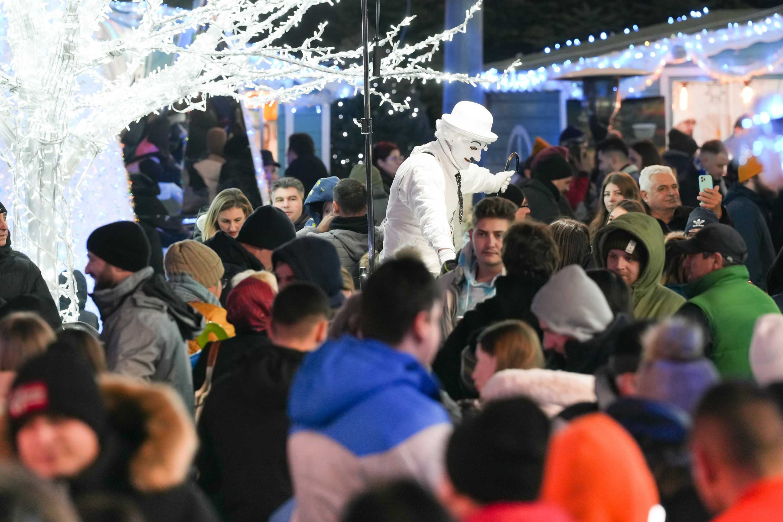 Craiova 2023: Afluență record și ocupare 100% a spațiilor de cazare cu prilejul Târgului de Crăciun Craiova, votat al doilea cel mai frumos din Europa