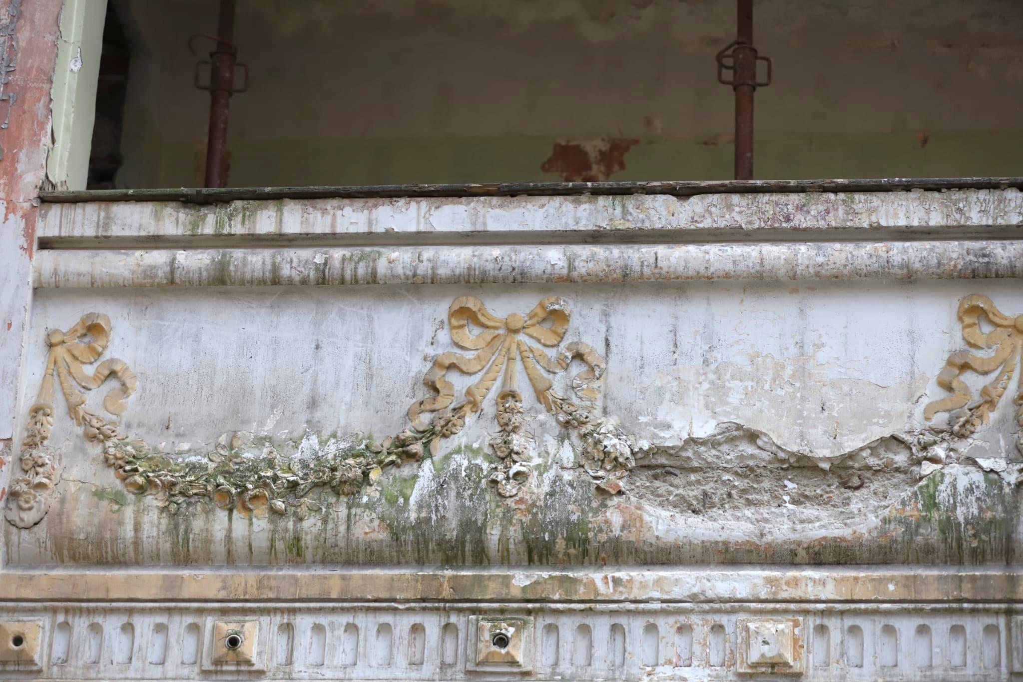 Am intrat pe șantier! Renaște cinematograful Marconi, monumentul istoric abandonat la Gara de Nord. Inaugurare specială cu șuncă, șpriț și țuică