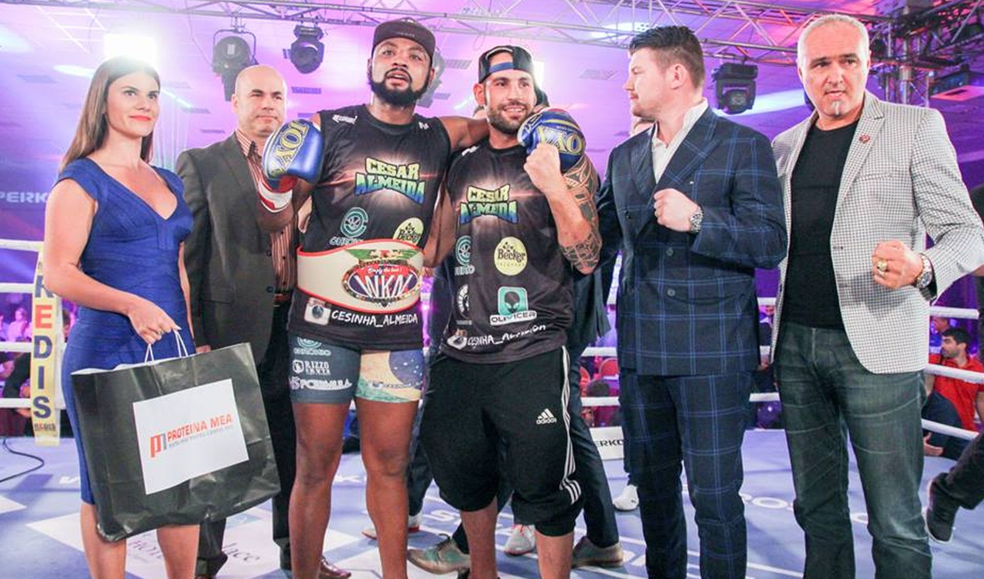 SUPERKOMBAT: Cesar Almeida este noul campion mondial la categoria semigrea! REZULTATE, GALERIE FOTO&VIDEO