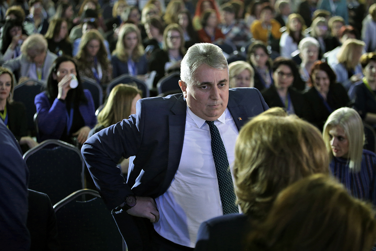 FOTO. Femeile din PNL își cer drepturile. Raluca Turcan: Să nu fie decisă soarta unor doamne la șprițurile tipic masculine