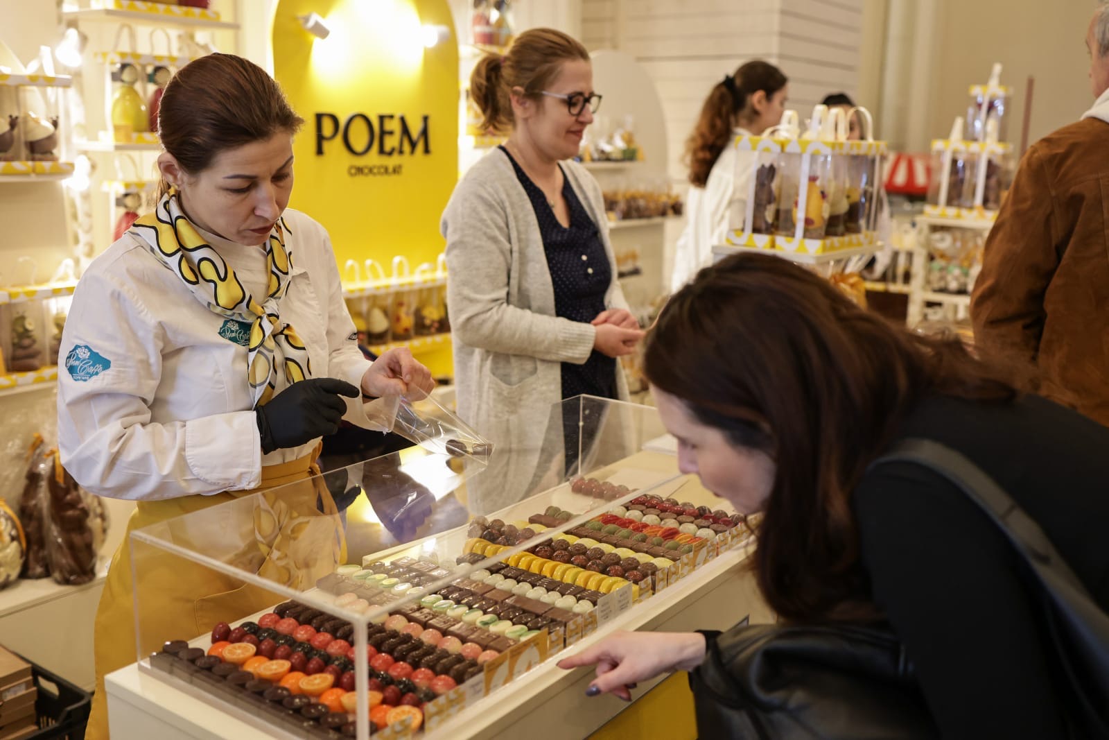 „Ciocolata lui Eminescu” și pralinele cu bere, vedetele festivalului Chocolate Saga, de la Biblioteca Națională