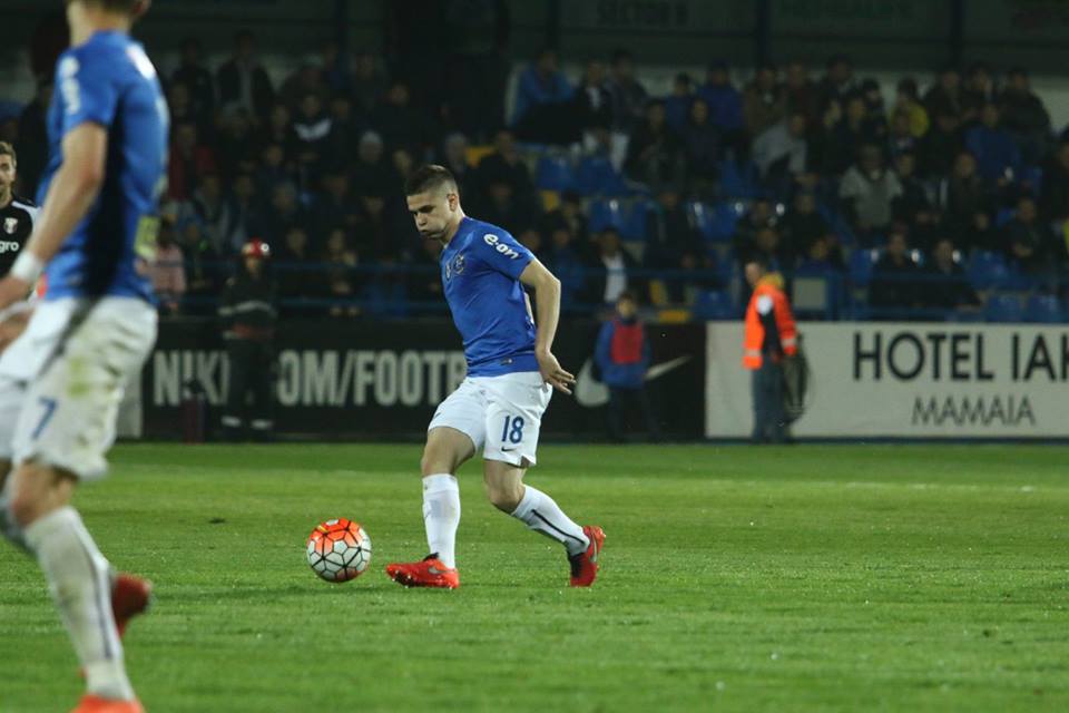 Liga I, play-off, etapa a 6-a: Viitorul - Astra 1-3. Liderul a defilat! Au punctat Boudjemaa, Găman și Alibec, respectiv tânărul Ciobanu. Gazdele, în 10! VIDEO