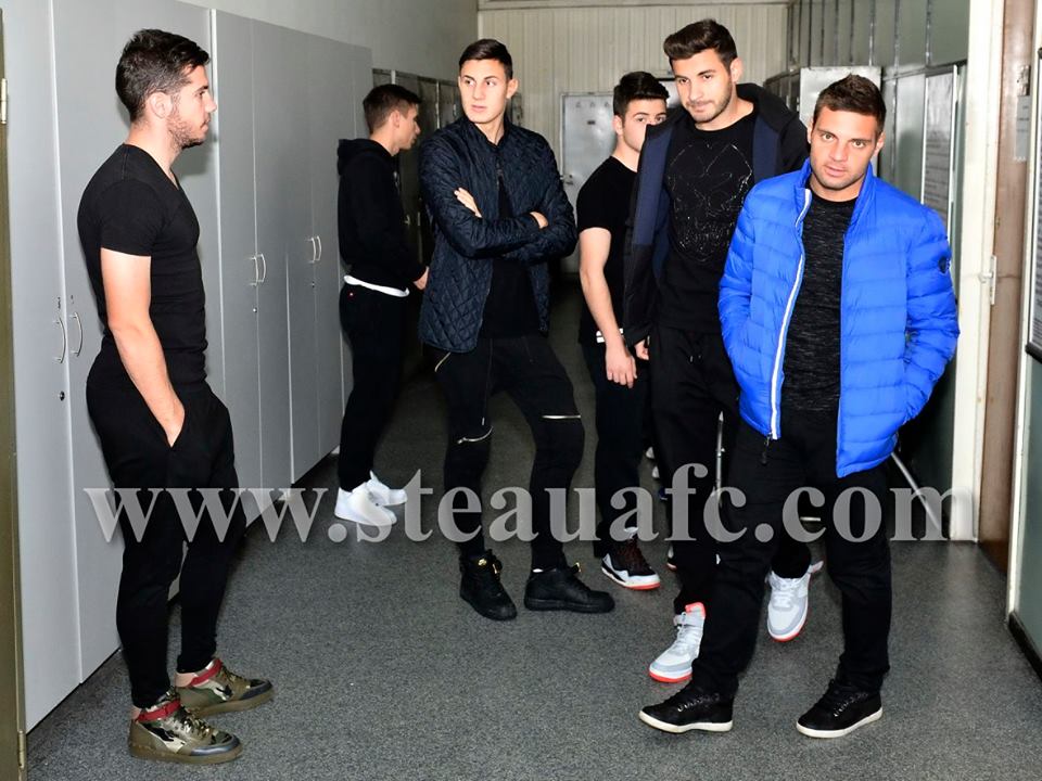 Steliștii au făcut azi vizita medicală. ^Cinci străini și doi români, puși pe liber. Lotul și programul campioanei / GALERIE FOTO & VIDEO