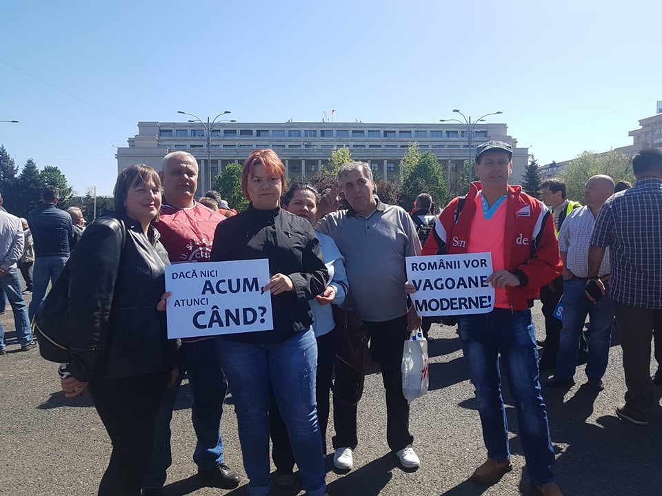 UPDATE. Protest al sindicatelor din căile ferate. 2.000 de ceferiști mărșăluiesc într-un miting, în București / FOTO&VIDEO